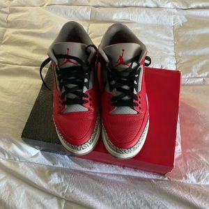 Jordan 3 SE